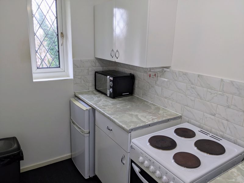 Lea Yield Close Bournville